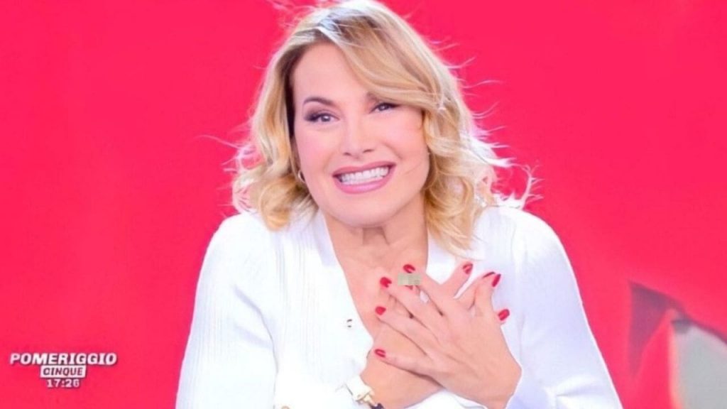 Barbara D Urso Si Mostra Per La Prima Volta Felicissima Con Lei Radio7 It